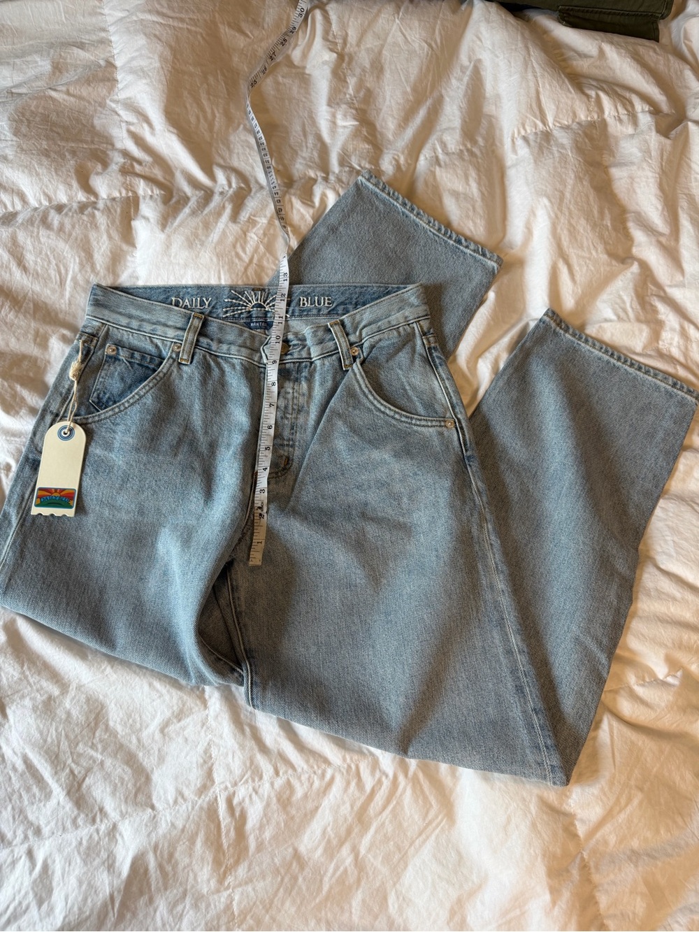 Daily Blue Light Wash High-Rise Straight Jeans - Light Blue